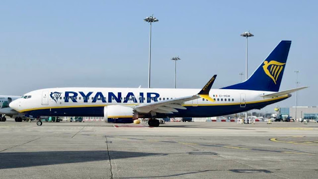 EI-HGV Boeing 737-8200 Delivered to Ryanair