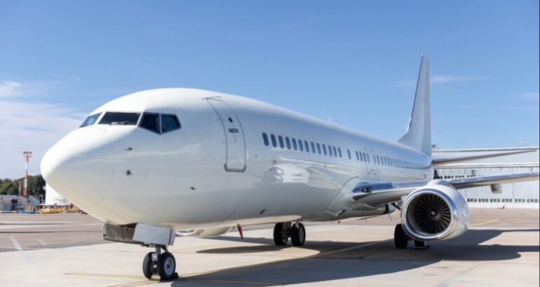 Dublin-based Avia Solutions Group UK carrier Ascend Airways acquires first Boeing 737-800